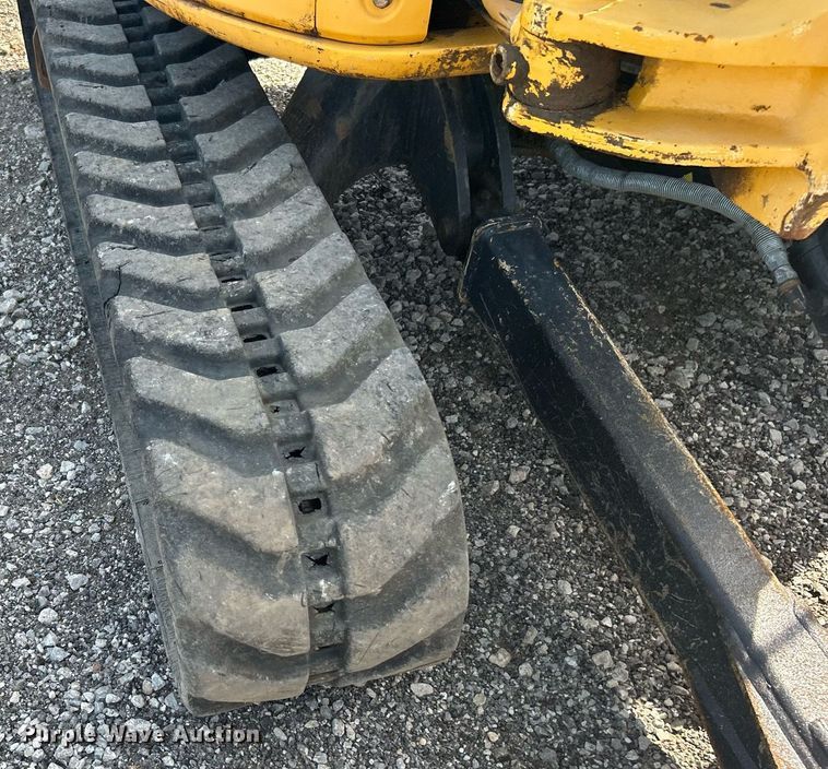 image for item LV9080 2014 John Deere 35D  mini excavator