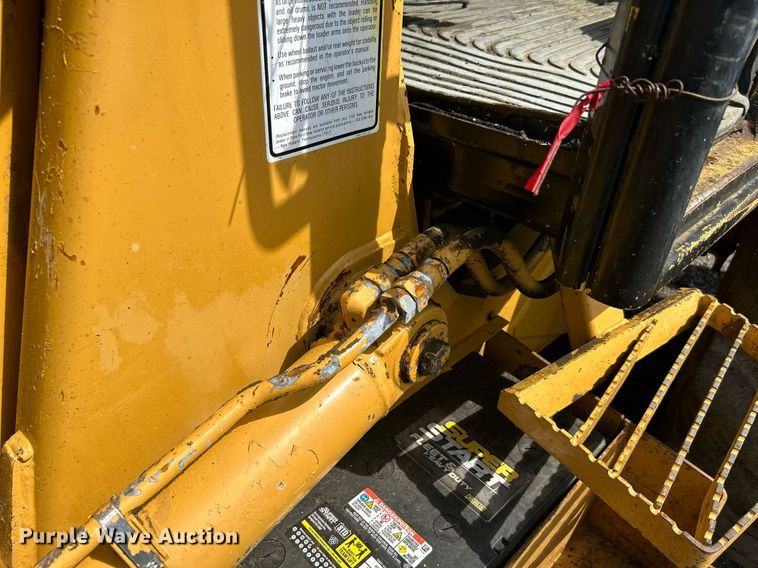 image for item LV9081 1989 Ford 655C  backhoe