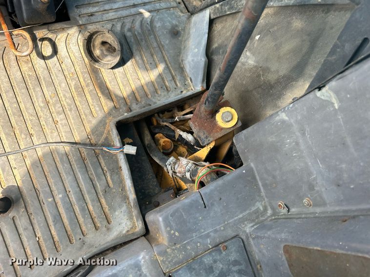 image for item LV9081 1989 Ford 655C  backhoe