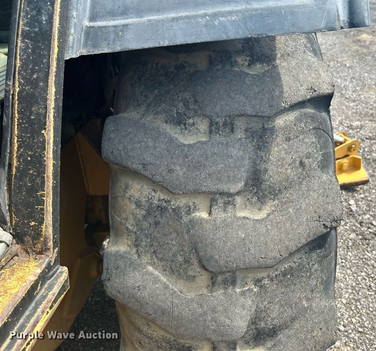 image for item LV9081 1989 Ford 655C  backhoe