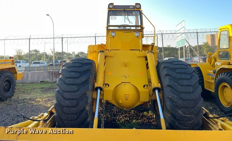 image for item LV9870 1973 Michigan 280C  wheel loader