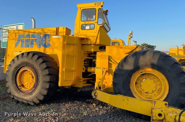 image for item LV9870 1973 Michigan 280C  wheel loader