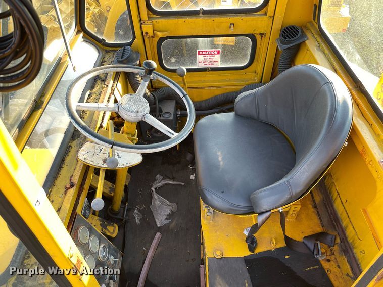 image for item LV9870 1973 Michigan 280C  wheel loader