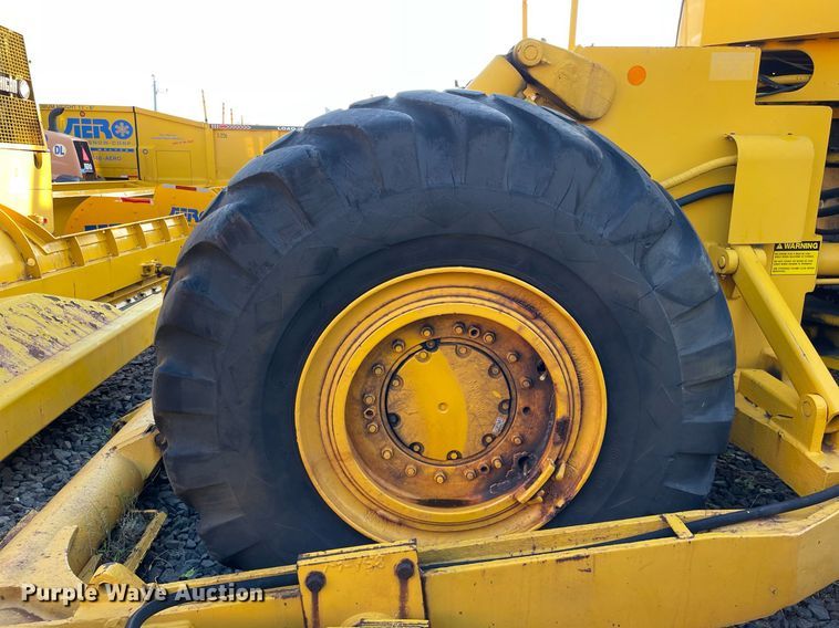 image for item LV9870 1973 Michigan 280C  wheel loader
