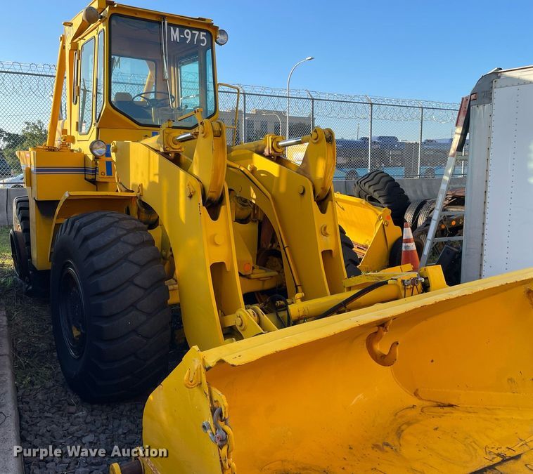 image for item LV9871 Michigan 75B  wheel loader