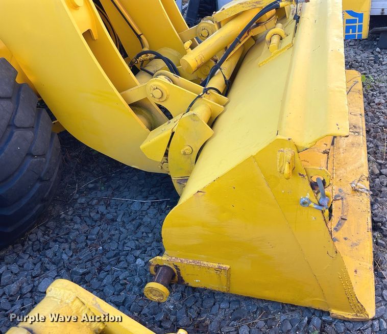 image for item LV9871 Michigan 75B  wheel loader