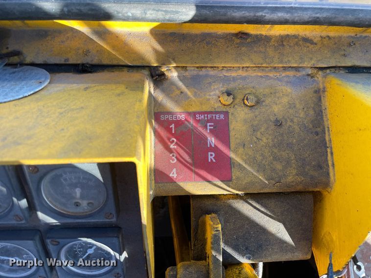 image for item LV9871 Michigan 75B  wheel loader