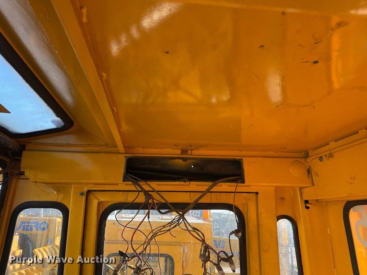 image for item LV9871 Michigan 75B  wheel loader