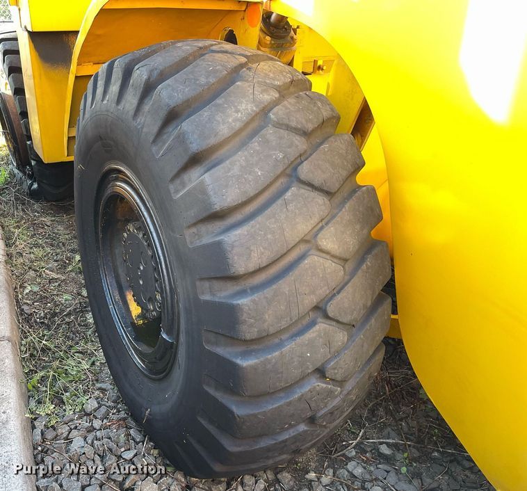image for item LV9871 Michigan 75B  wheel loader