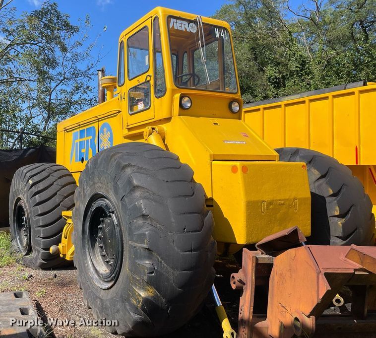 image for item LV9874 1966 Michigan  280 wheel loader