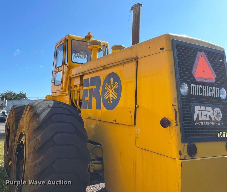 image for item LV9874 1966 Michigan  280 wheel loader