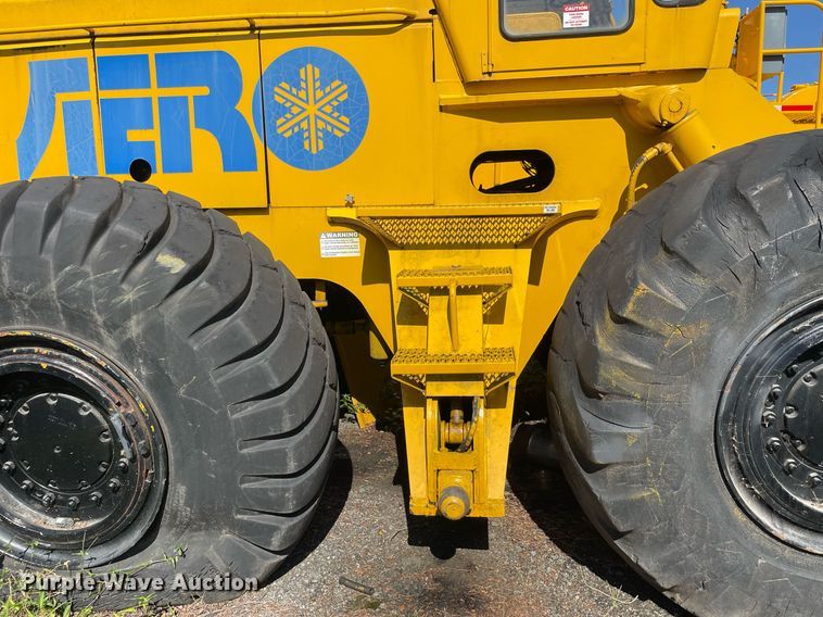 image for item LV9874 1966 Michigan  280 wheel loader