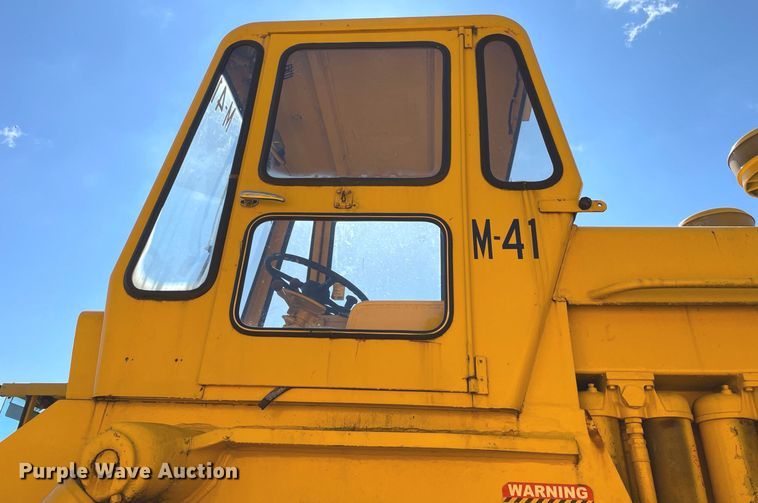 image for item LV9874 1966 Michigan  280 wheel loader