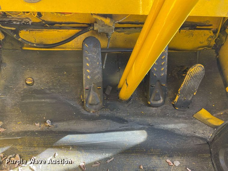 image for item LV9874 1966 Michigan  280 wheel loader