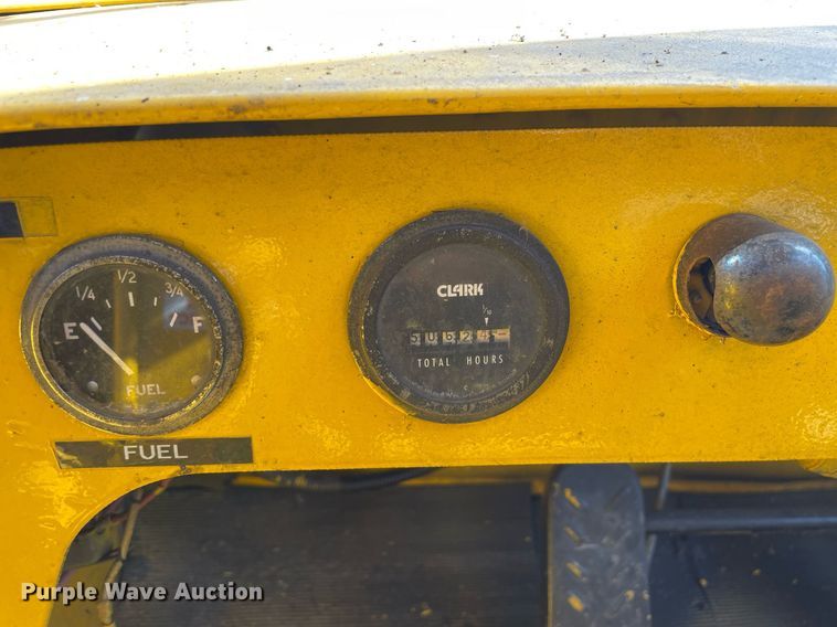 image for item LV9874 1966 Michigan  280 wheel loader