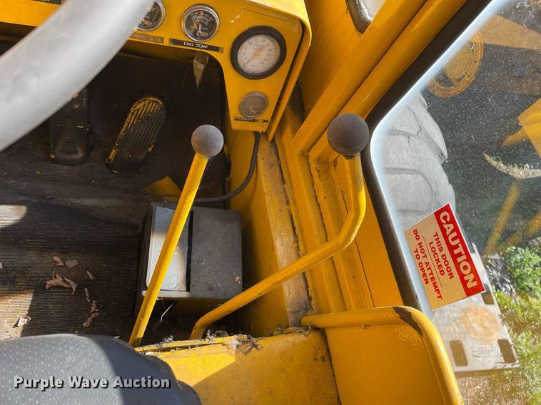 image for item LV9874 1966 Michigan  280 wheel loader