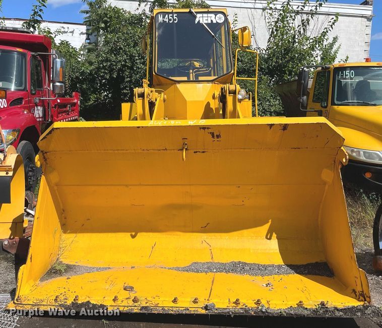 image for item LV9875 1980 Michigan  75B wheel loader