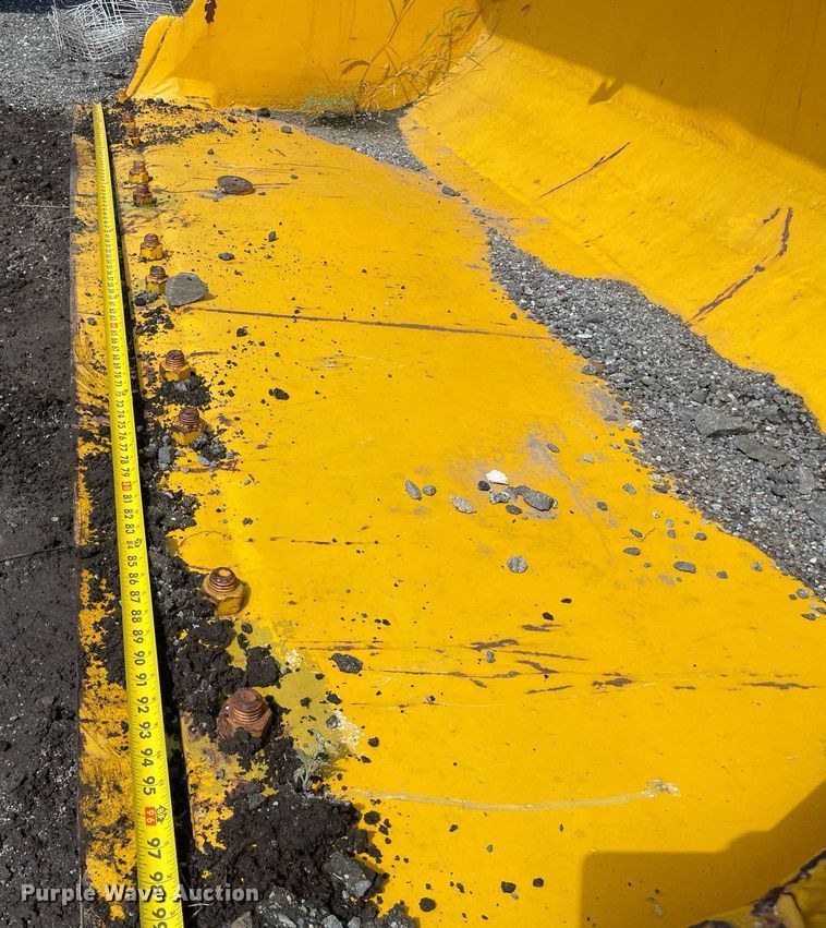 image for item LV9875 1980 Michigan  75B wheel loader