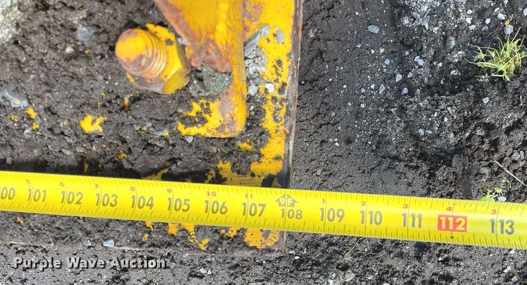 image for item LV9875 1980 Michigan  75B wheel loader