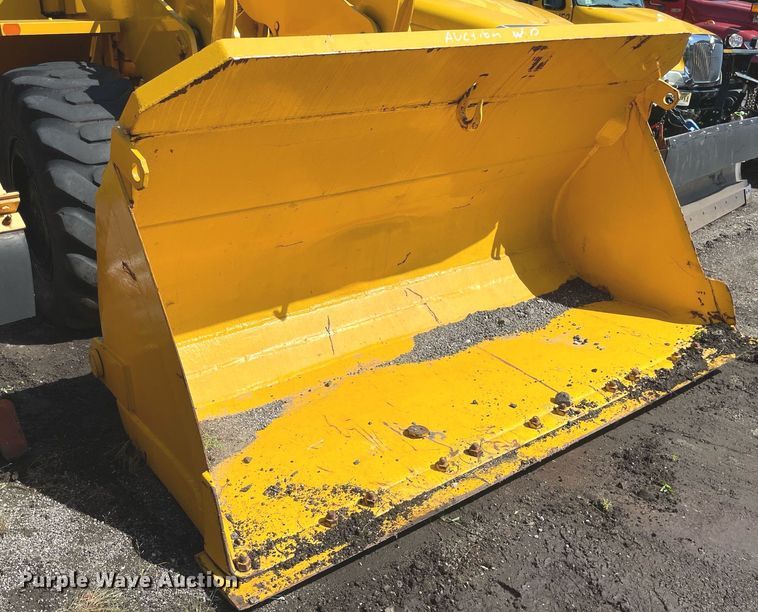 image for item LV9875 1980 Michigan  75B wheel loader