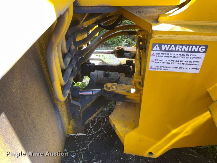 image for item LV9875 1980 Michigan  75B wheel loader