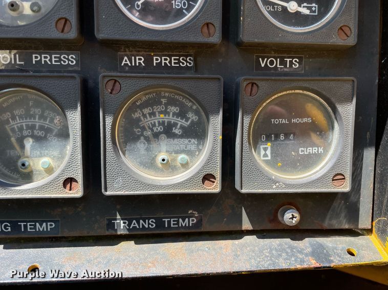 image for item LV9875 1980 Michigan  75B wheel loader