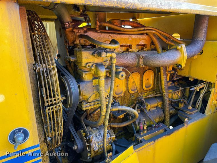 image for item LV9875 1980 Michigan  75B wheel loader