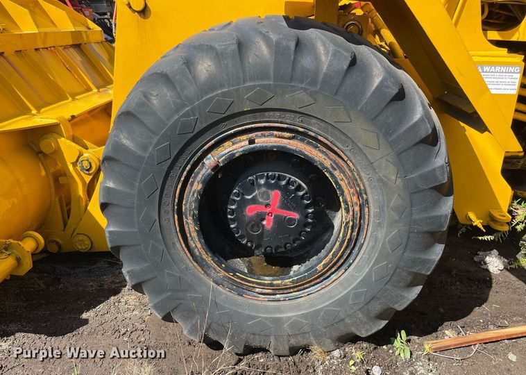 image for item LV9875 1980 Michigan  75B wheel loader