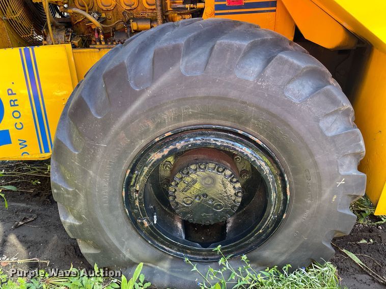image for item LV9875 1980 Michigan  75B wheel loader