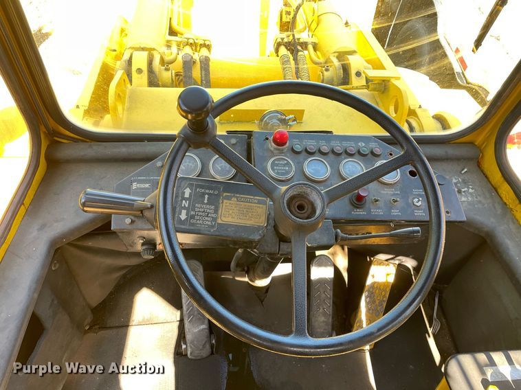 image for item LV9876 1988 Trojan 3500z wheel loader