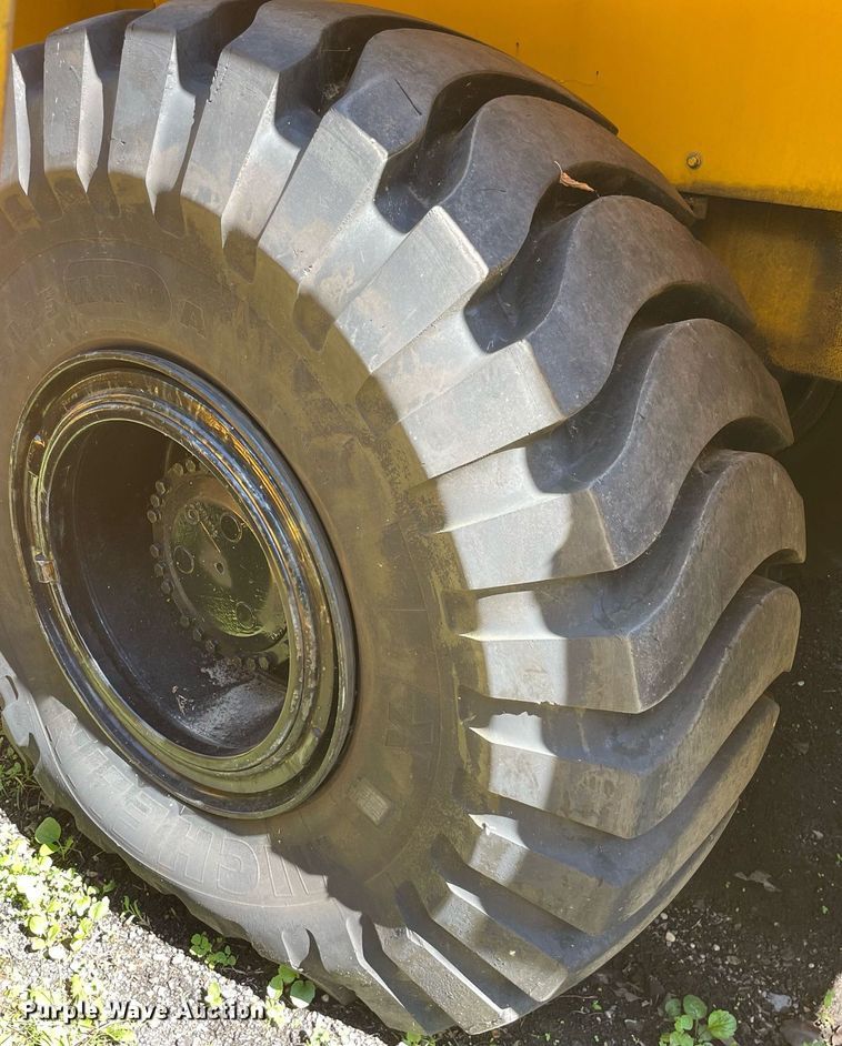 image for item LV9876 1988 Trojan 3500z wheel loader