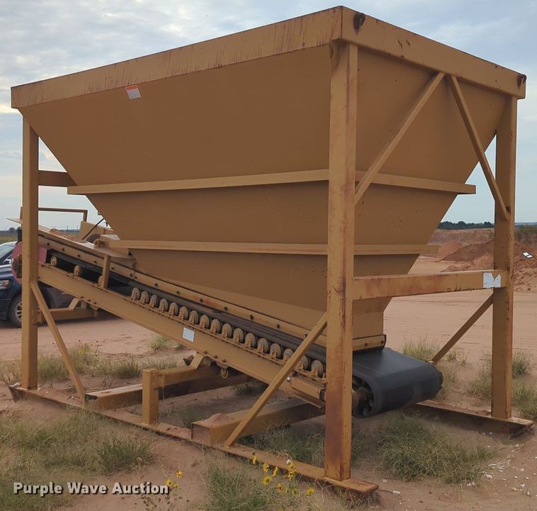 image for item LY9434 Ex-Cel  hopper feeder