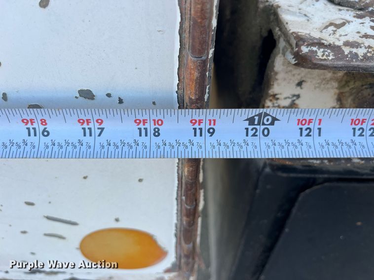 image for item MG9480 1988 GMC C6000  utility / service truck