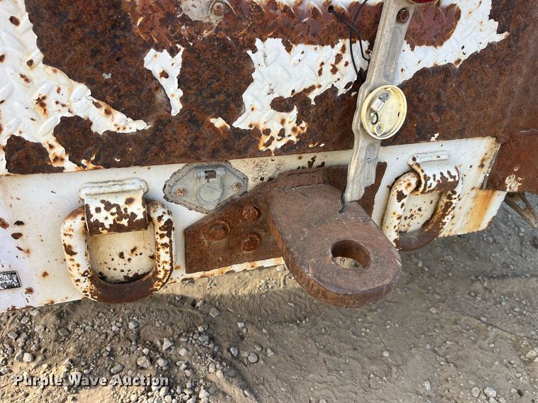 image for item MG9480 1988 GMC C6000  utility / service truck