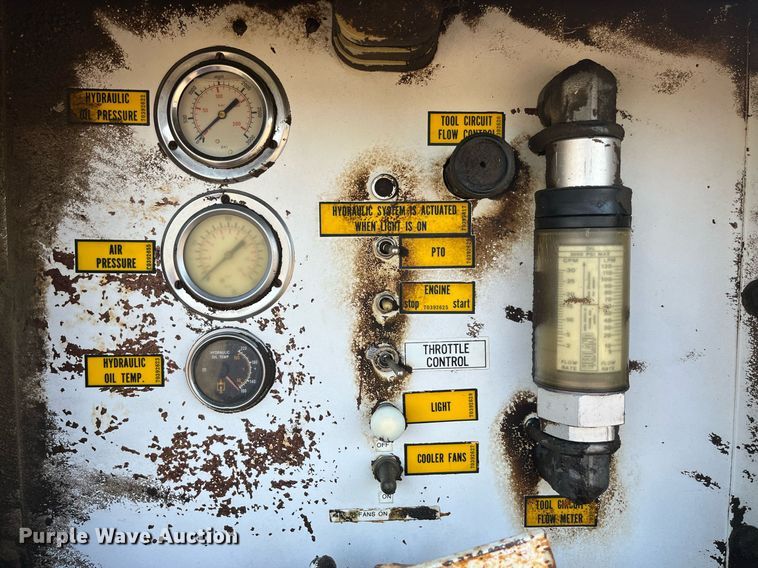 image for item MG9480 1988 GMC C6000  utility / service truck