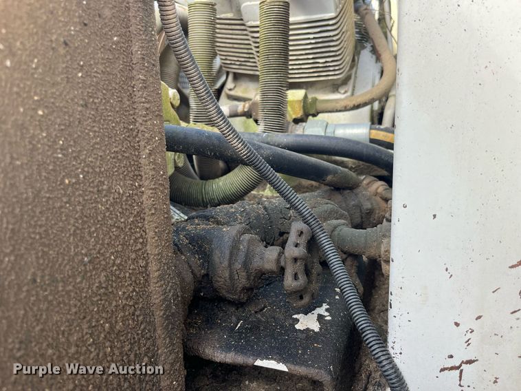 image for item MG9480 1988 GMC C6000  utility / service truck