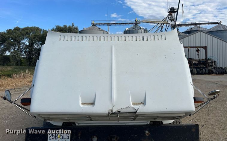 image for item MG9480 1988 GMC C6000  utility / service truck