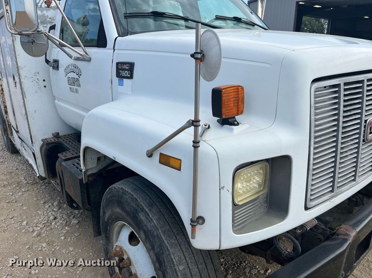 image for item MG9481 2000 GMC C7500  utility / service truck