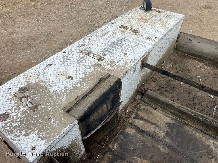 image for item MG9481 2000 GMC C7500  utility / service truck