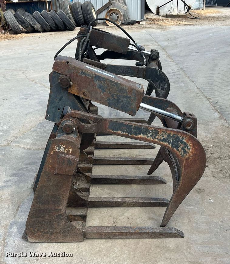 image for item MG9483 79" W skid steer grapple bucket