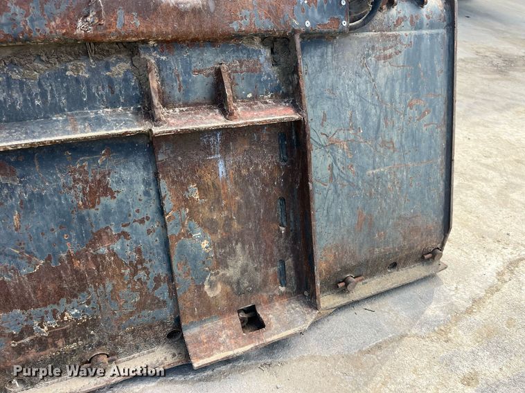 image for item MG9483 79" W skid steer grapple bucket
