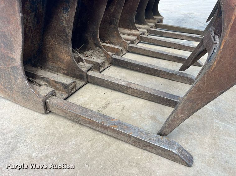 image for item MG9483 79" W skid steer grapple bucket