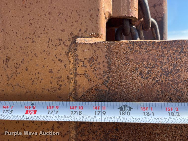 image for item MG9485 1994 Peterbilt 378  dump truck