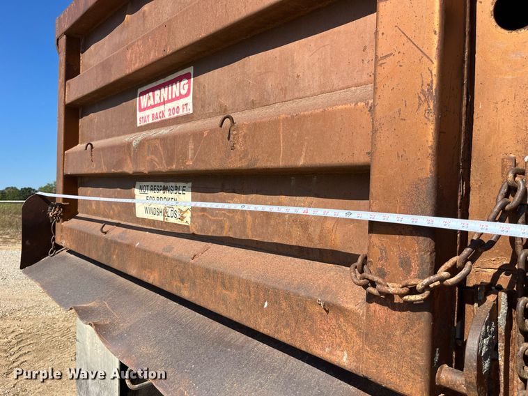 image for item MG9485 1994 Peterbilt 378  dump truck