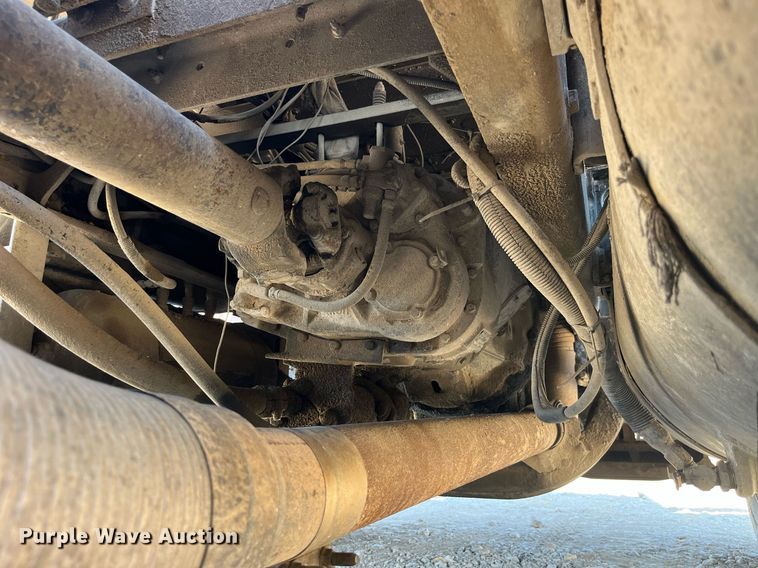 image for item MG9485 1994 Peterbilt 378  dump truck