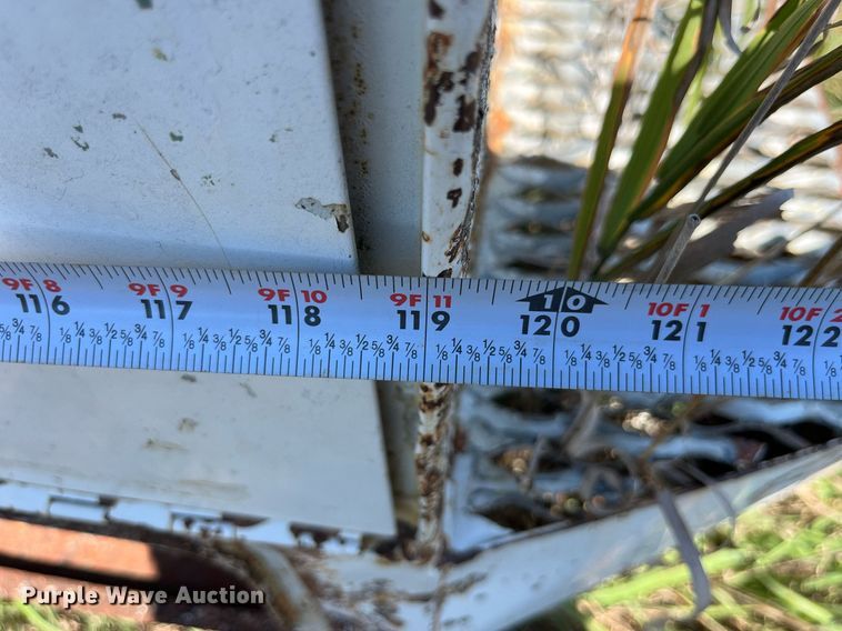 image for item MG9486 1988 GMC  utility / service truck