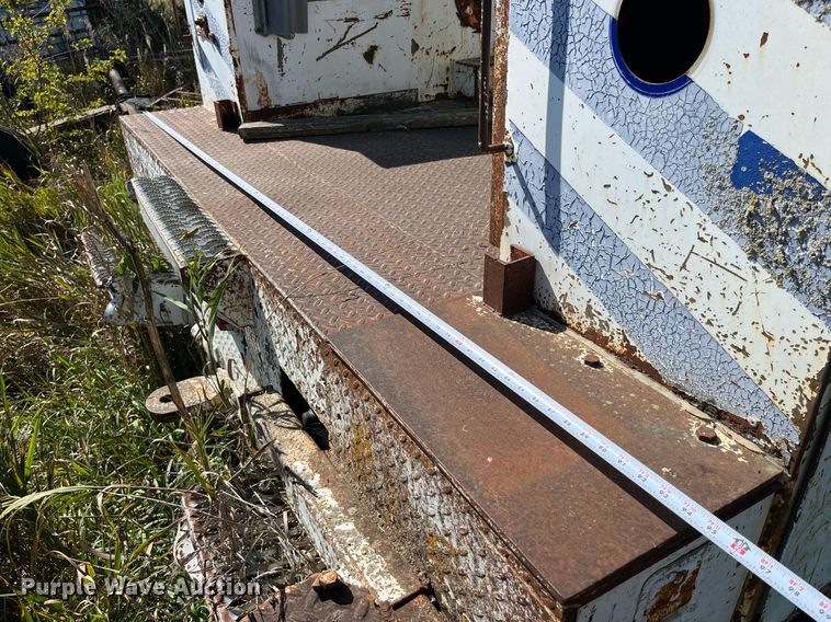 image for item MG9486 1988 GMC  utility / service truck