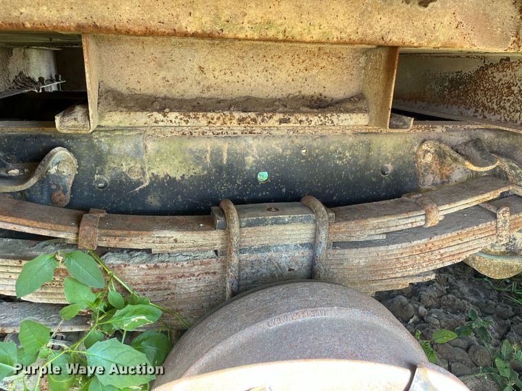 image for item MG9486 1988 GMC  utility / service truck