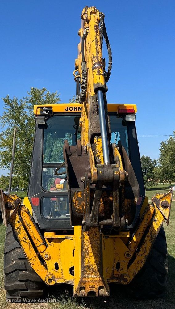 image for item MG9506 1991 John Deere 410D  backhoe