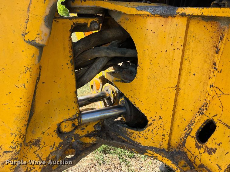 image for item MG9506 1991 John Deere 410D  backhoe